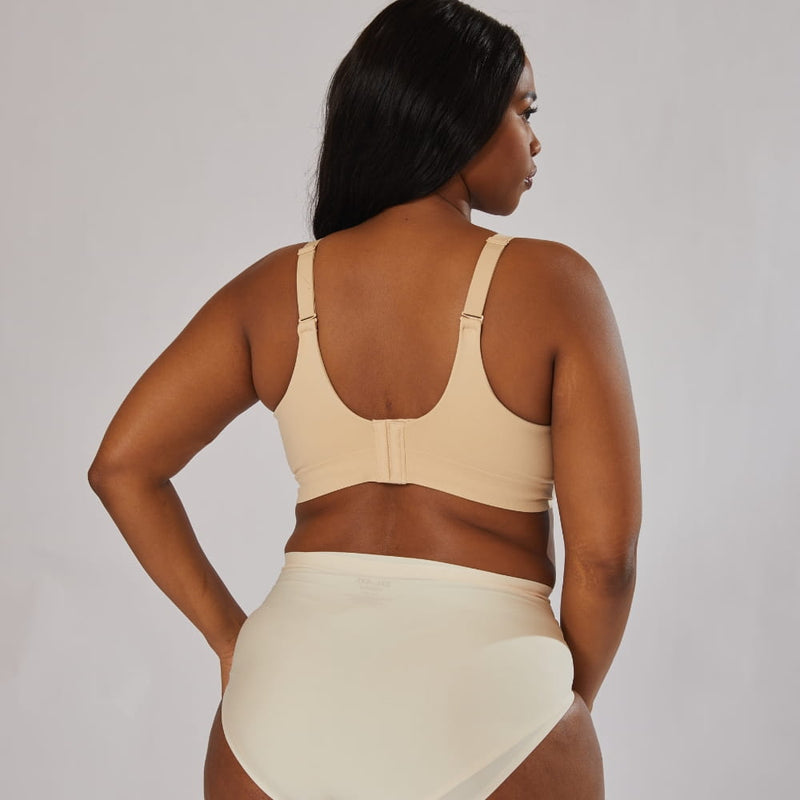 Women’s Plus Size Wireless Support Bra – Comfortable & Traceless
